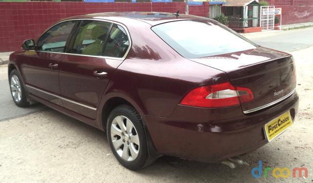 SKODA SUPERB Elegance 2.0 TDI CR 2010