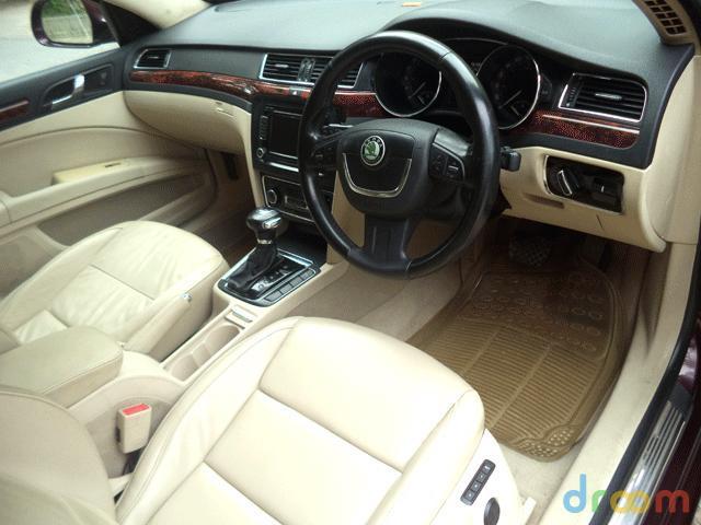 SKODA SUPERB Elegance 2.0 TDI CR 2010