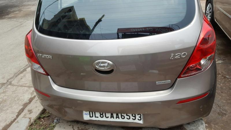 Hyundai i20 Magna 1.2 (O) 2012