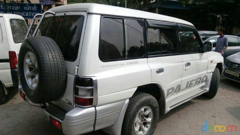 Mitsubishi Pajero SFX 2.8 2012