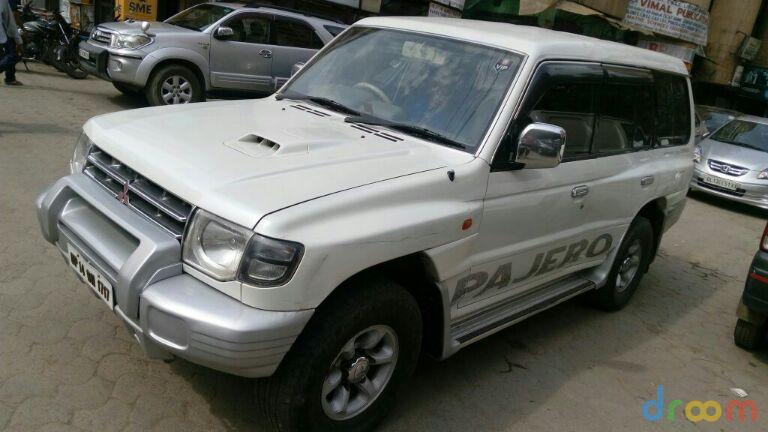 Mitsubishi Pajero SFX 2.8 2012