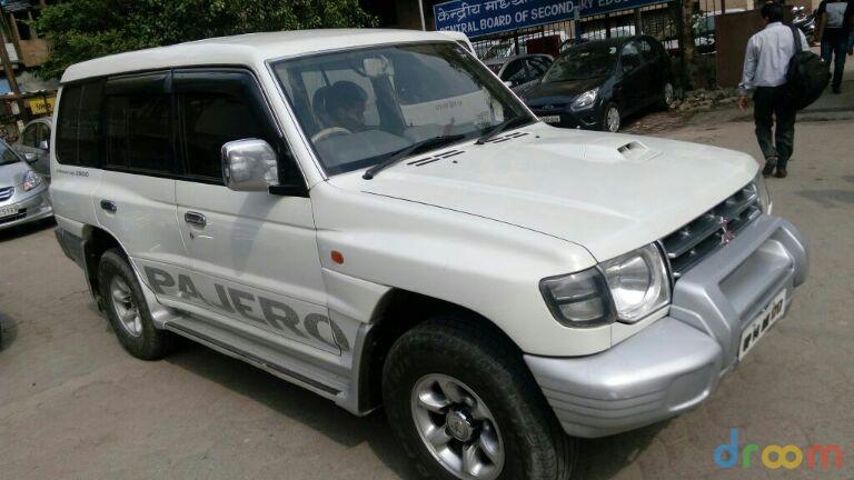 Mitsubishi Pajero SFX 2.8 2012