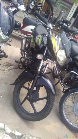Bajaj Discover 100cc 2012