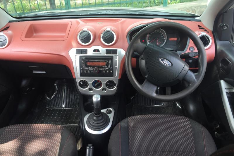 Ford Figo ZXI DURATORQ 1.4 2010