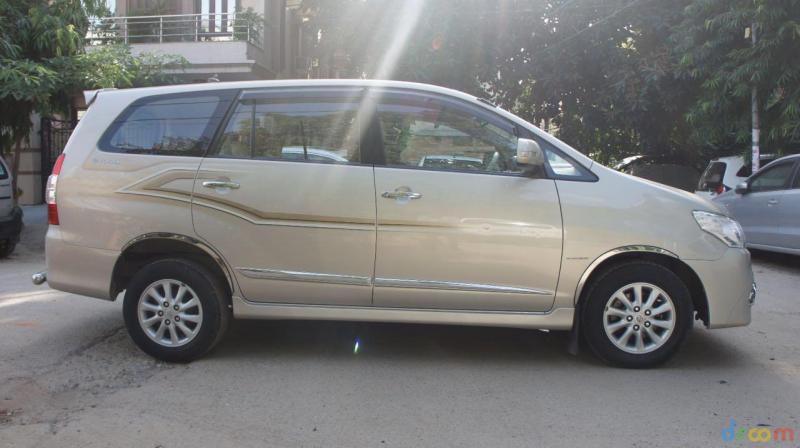 Toyota Innova 2.5 Z 7 SEATER 2014