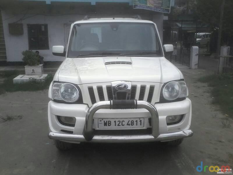 Mahindra Scorpio VLX 2WD BS IV 2013