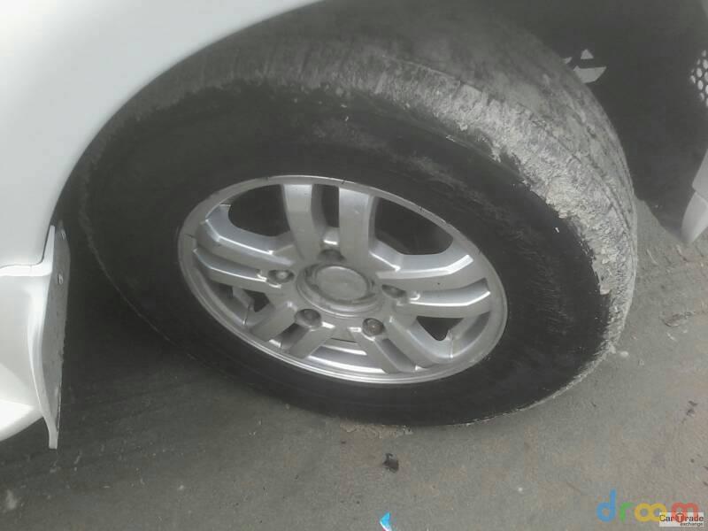 Mahindra Scorpio VLX 2WD BS IV 2013