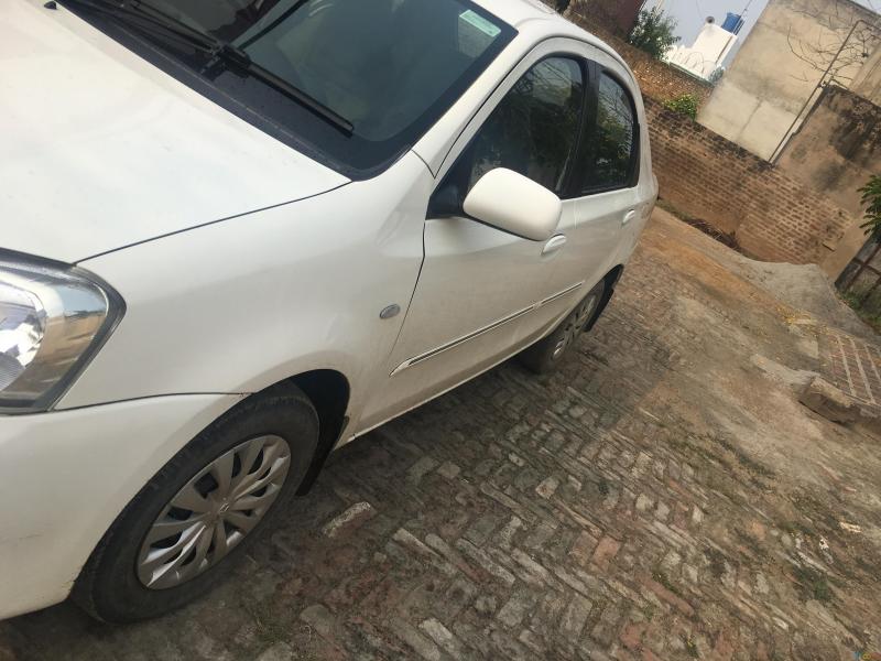 Toyota Etios GD 2013