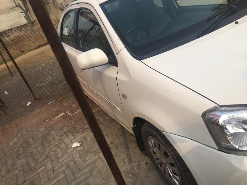 Toyota Etios GD 2013