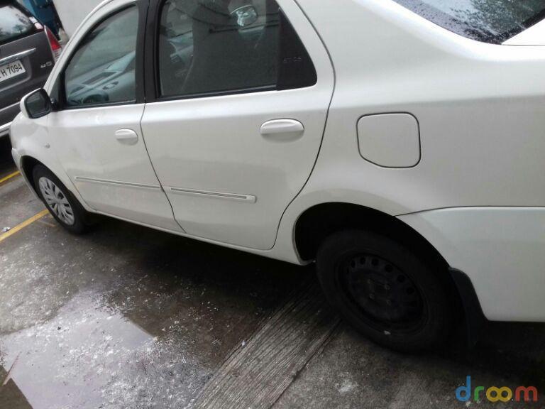 Toyota Etios GD 2012