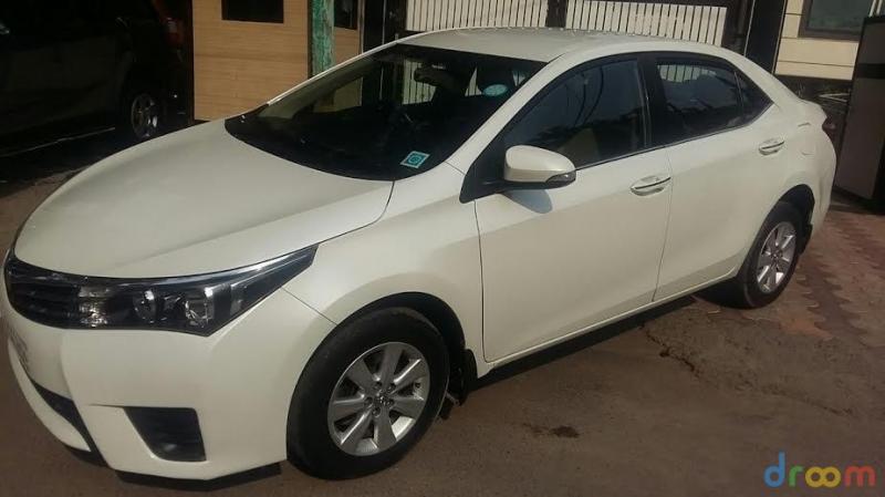 Toyota Corolla Altis D-4D G 2014