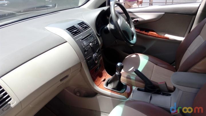 Toyota Corolla Altis 1.8 J 2009