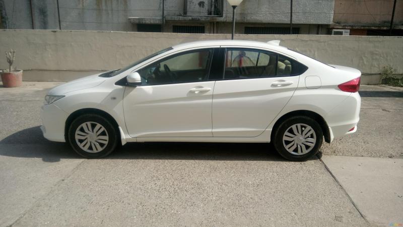 Honda City SV i-VTEC 2014