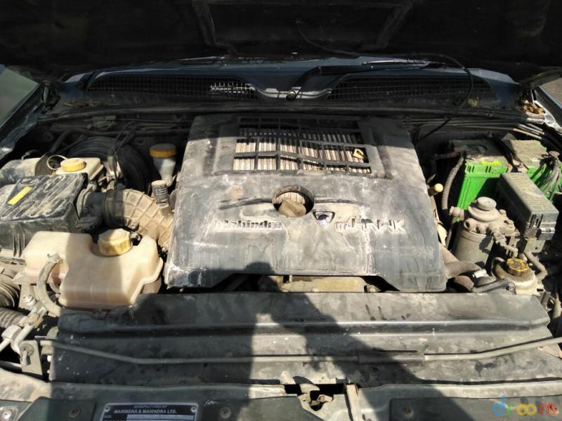 Mahindra Scorpio VLX 4WD AIRBAG BS IV 2011