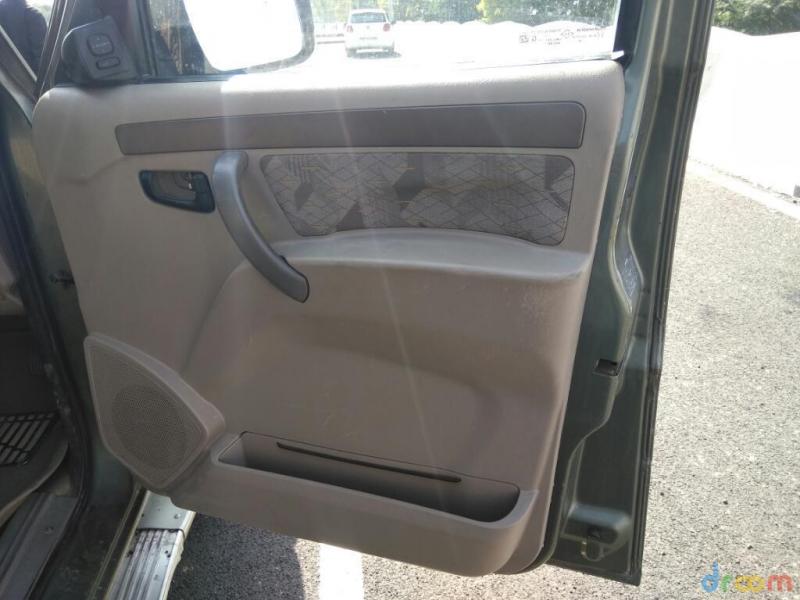 Mahindra Scorpio VLX 4WD AIRBAG BS IV 2011