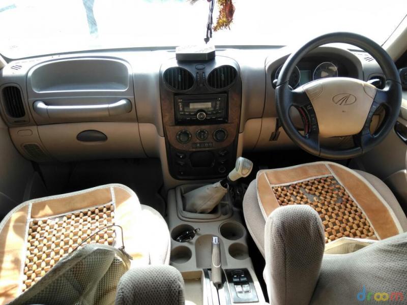 Mahindra Scorpio VLX 4WD AIRBAG BS IV 2011