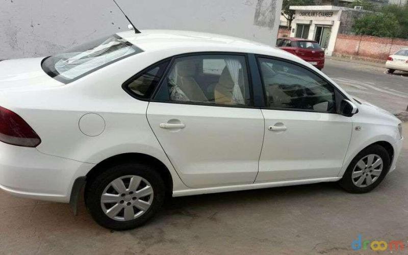 Volkswagen Vento TRENDLINE DIESEL 2011