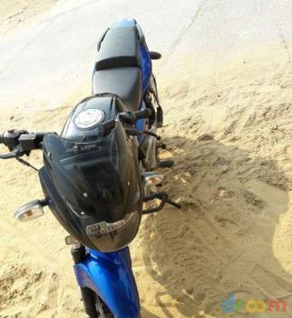 Bajaj Pulsar 180cc 2015