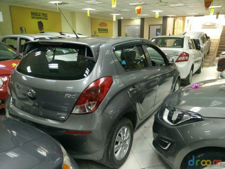 Hyundai i20 SPORTZ 2013