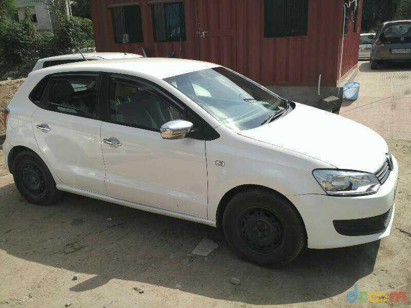 Volkswagen Polo TRENDLINE 1.2L DIESEL 2012
