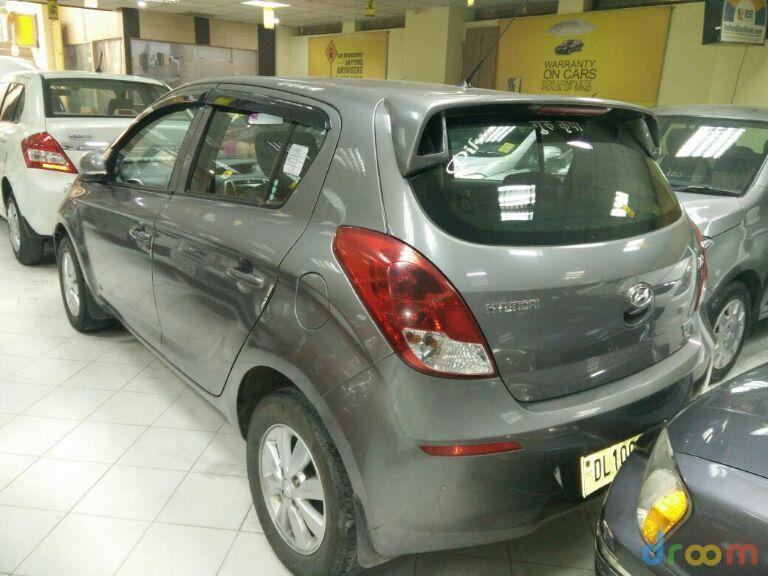 Hyundai i20 SPORTZ 2013