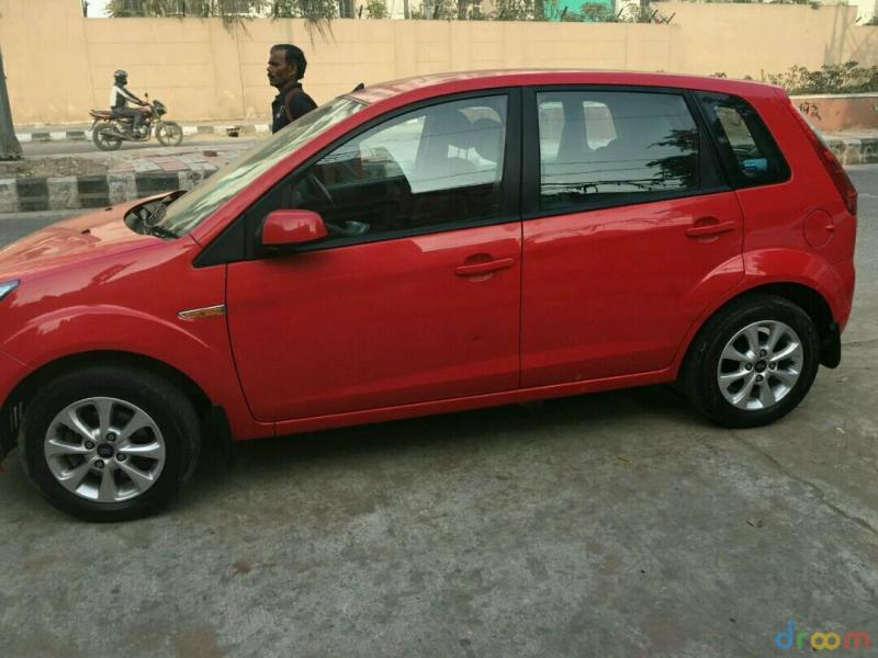 Ford Figo DURATEC TITANIUM 1.2 2012