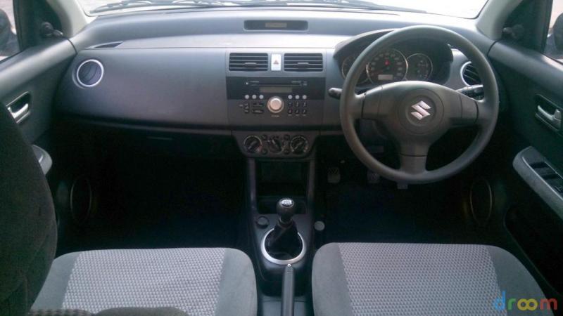 Maruti Suzuki Swift DZire VXi 2011