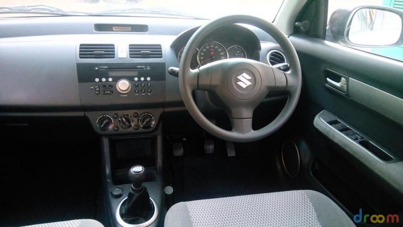 Maruti Suzuki Swift DZire VXi 2011