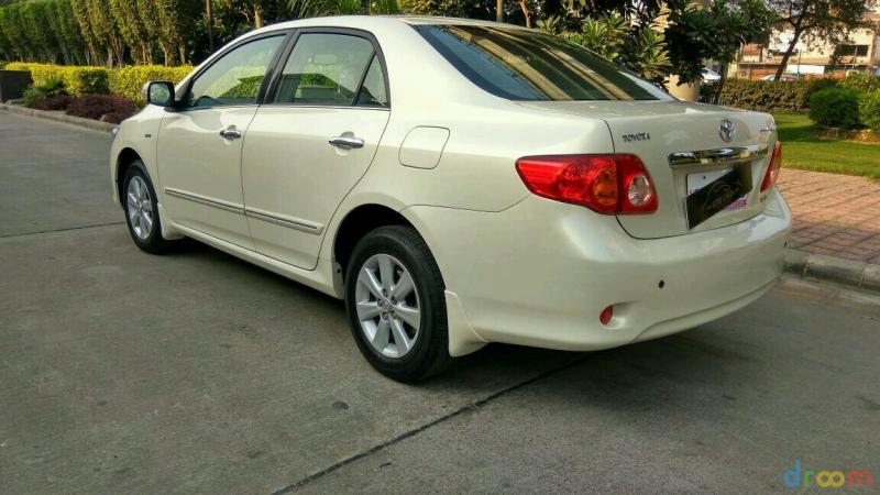 Toyota Corolla Altis 1.8 G 2011