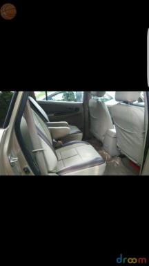 Toyota Innova 2.5 G4 7 STR 2010