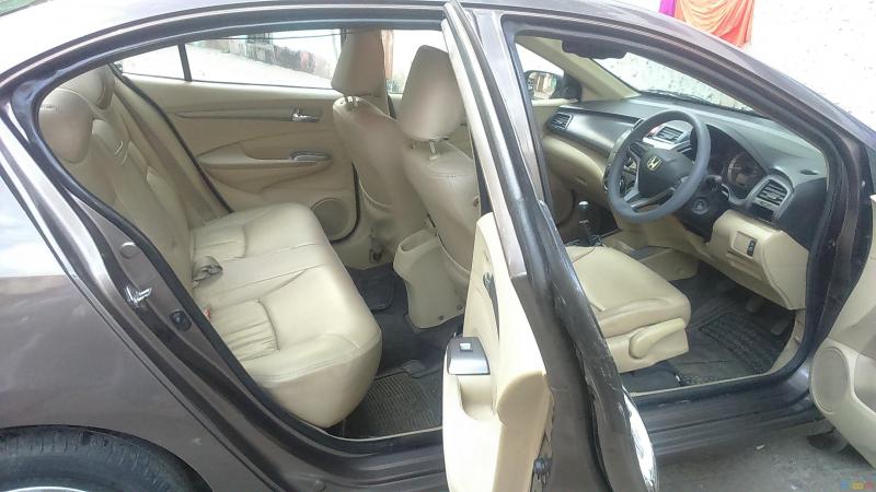 Honda City 1.5 V MT 2012