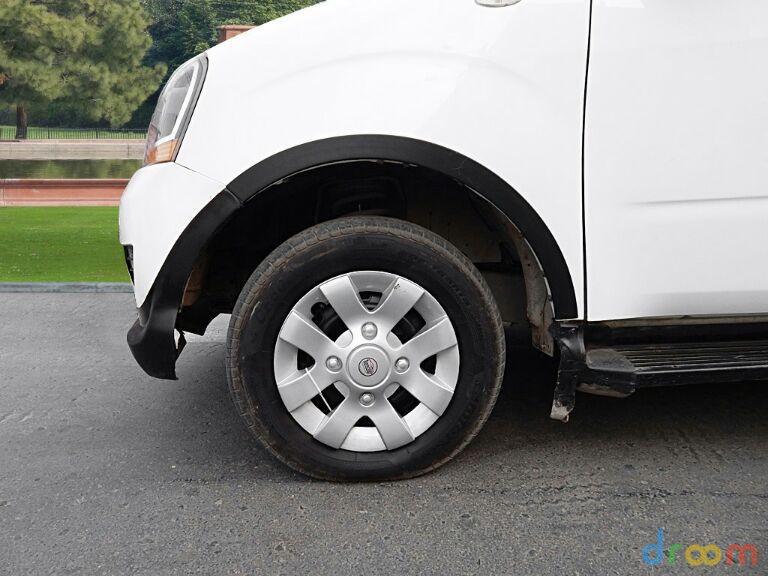 Mahindra Xylo E4 ABS BS IV 2013