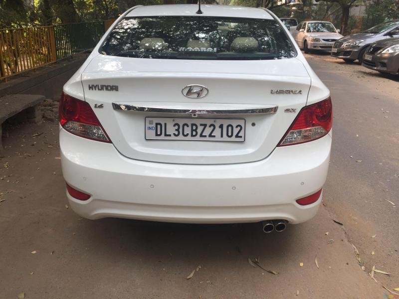 Hyundai Verna FLUIDIC 1.6 SX CRDI 2012