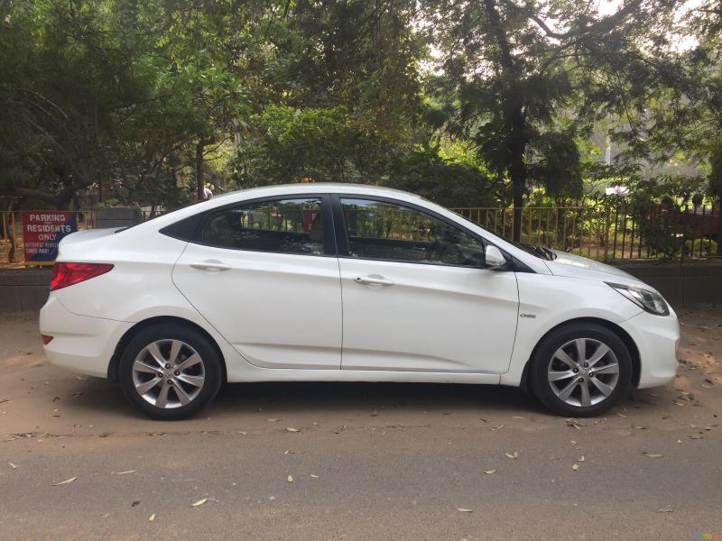 Hyundai Verna FLUIDIC 1.6 SX CRDI 2012