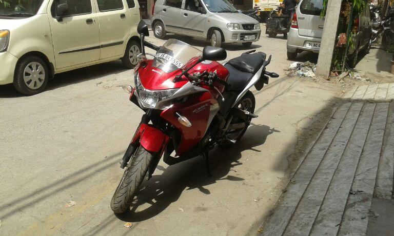 Honda CBR 250R 2011
