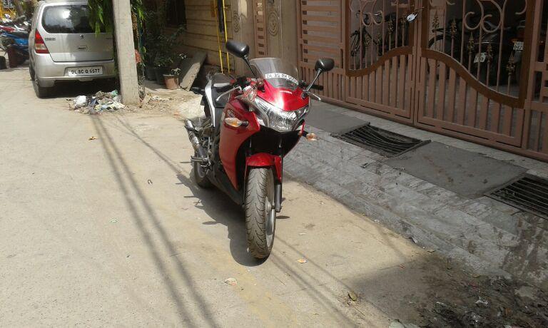 Honda CBR 250R 2011