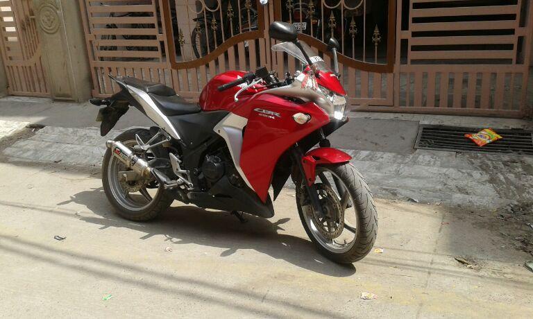Honda CBR 250R 2011