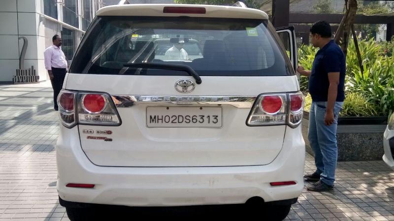 Toyota Fortuner 3.0 4X4 MT 2014