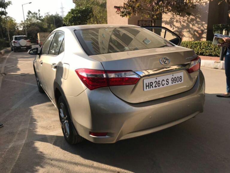 Toyota Corolla Altis VL AT Petrol 2015