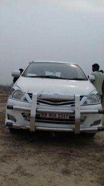 Toyota Innova 2.5 G 7 STR BS IV 2014