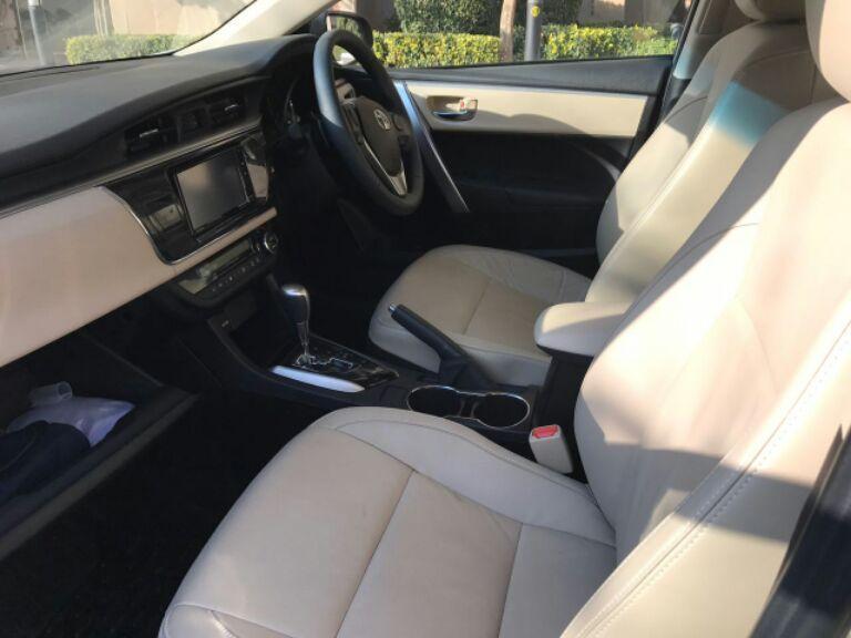 Toyota Corolla Altis VL AT Petrol 2015