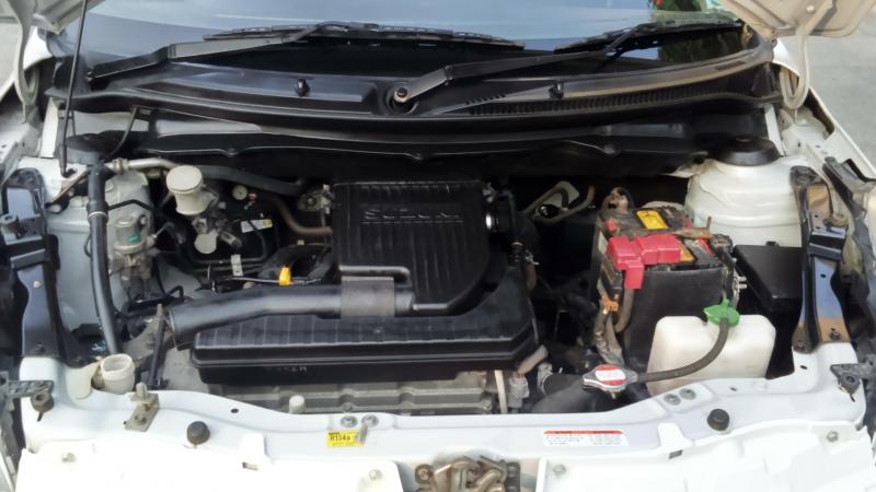 Maruti Suzuki Swift VXi 2012