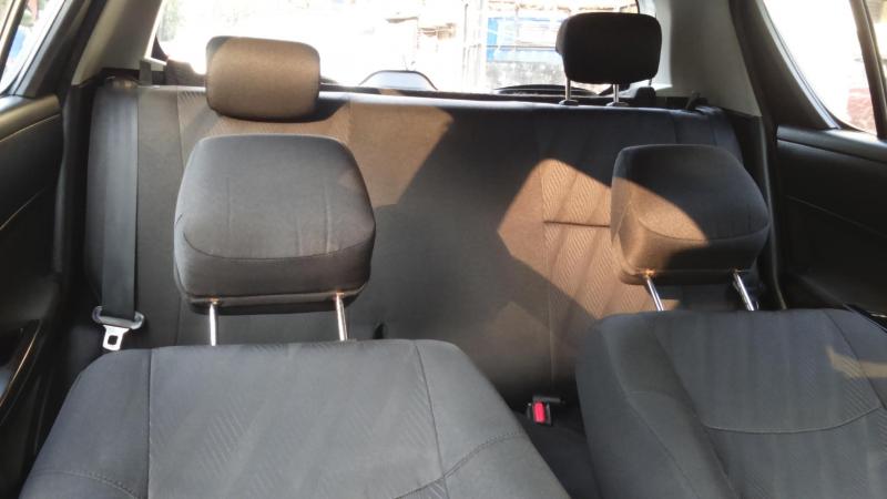 Maruti Suzuki Swift VXi 2012