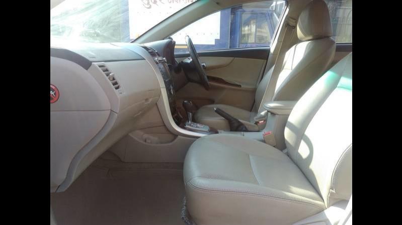 Toyota Corolla Altis 1.8 VL AT 2012