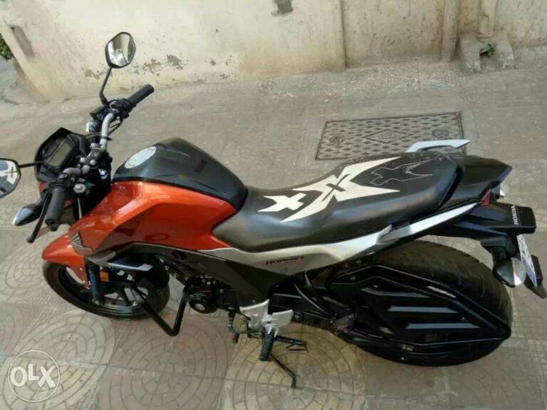 Honda CB Hornet 160R 2016