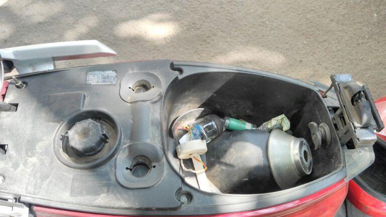 Mahindra  Gusto  VX 2016