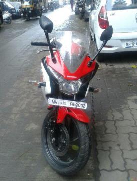 Honda CBR 150R 150cc 2015
