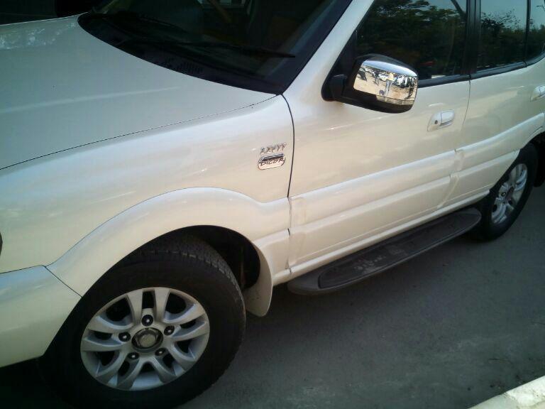 Tata Safari 4X2 VX DICOR 2.2 VTT 2011