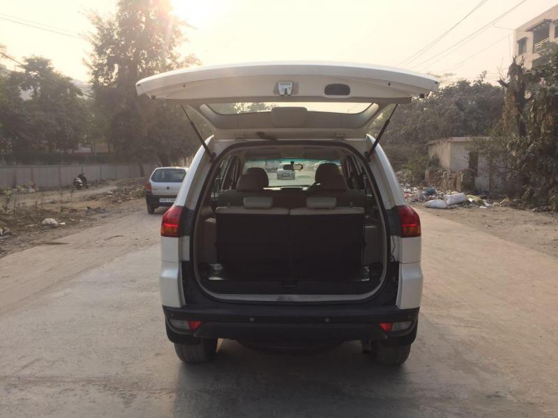 Mitsubishi Pajero Sport 2.5 MT 2013