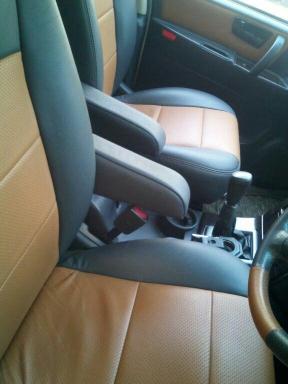 Tata Safari 4X2 VX DICOR 2.2 VTT 2011